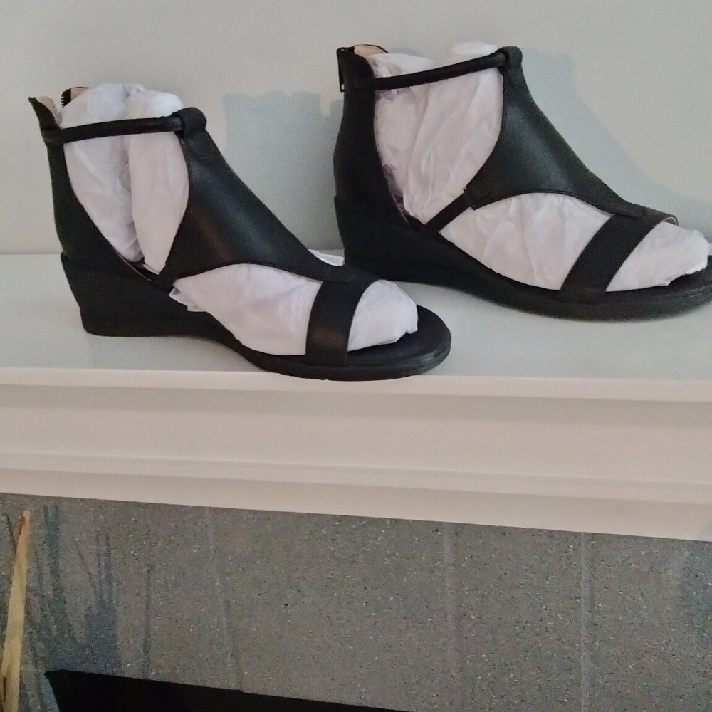 Leather Black shoe 👠 Z5
